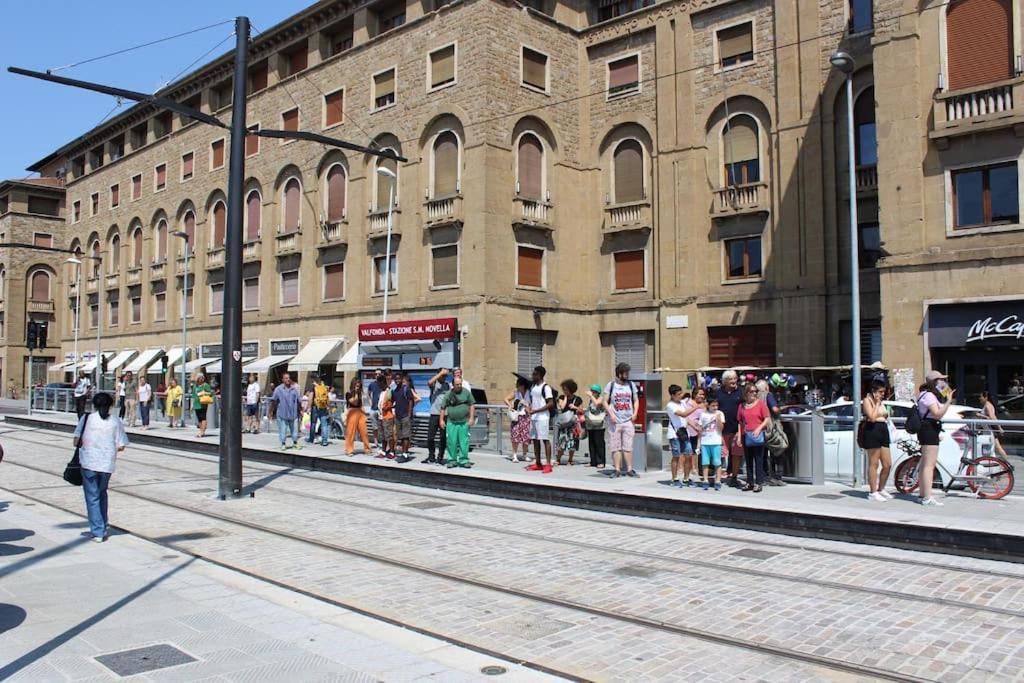 Art Apartment Stazione B Florença Exterior foto